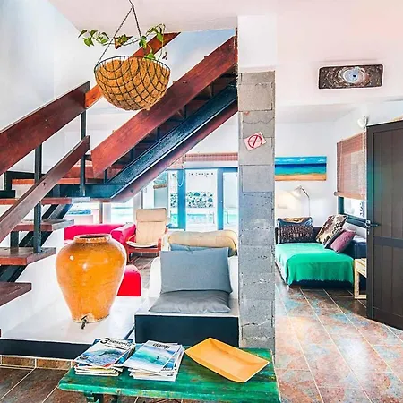 House La Santa